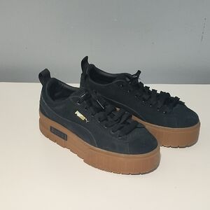 PUMA Women's Mayze Gum Sole Black & Tan Platform Sneakers